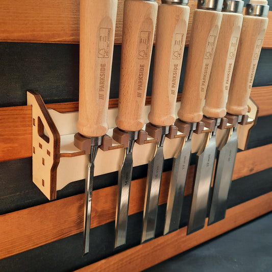 Stechbeitelhalter aus Holz – Werkzeugwand für mehrere Stechbeitel