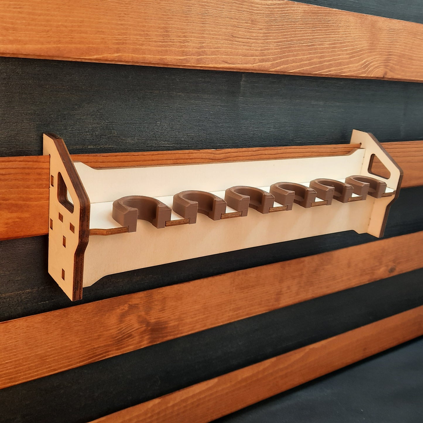 Stechbeitelhalter aus Holz – Werkzeugwand für mehrere Stechbeitel